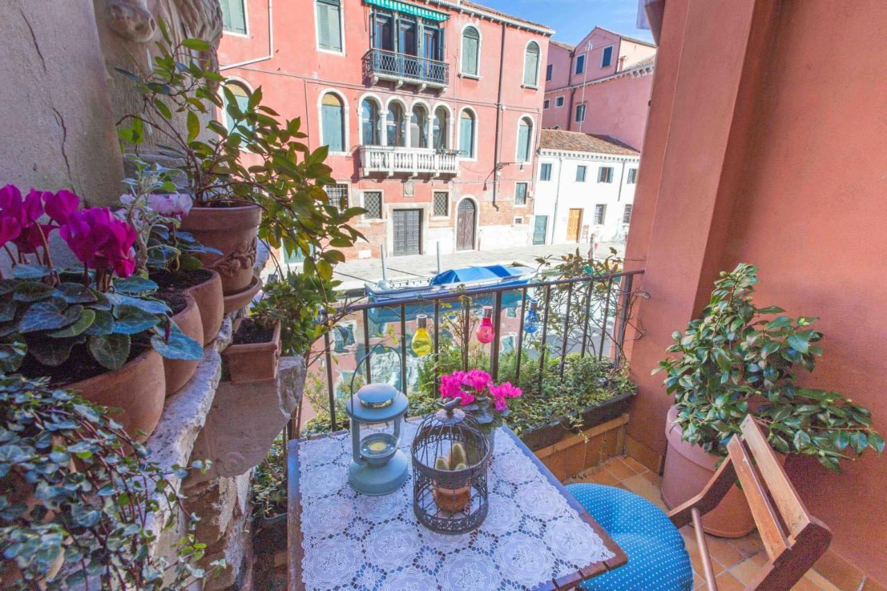 Ca Cammello Private Terrace And Canal View Veneza Exterior foto