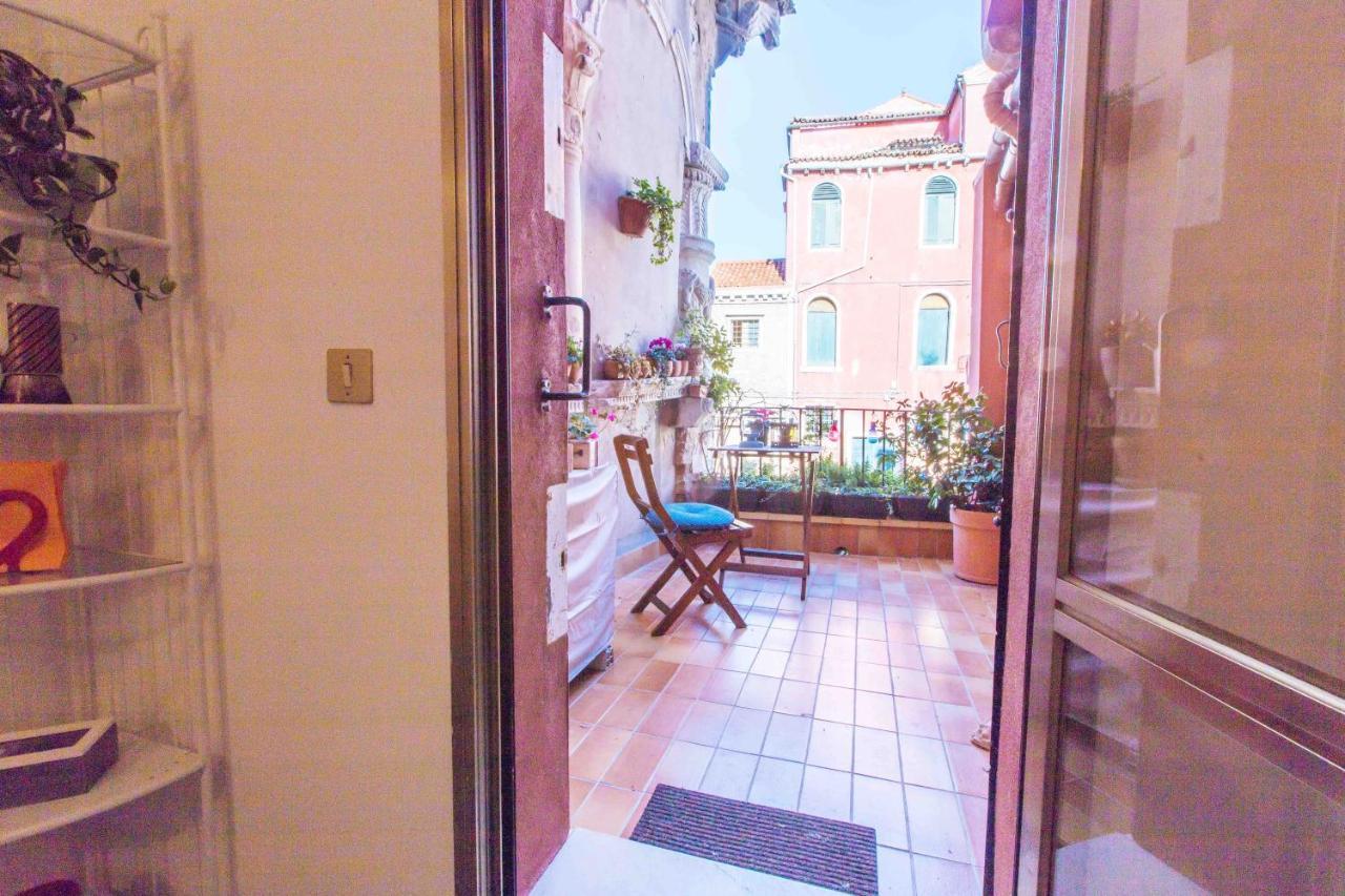 Ca Cammello Private Terrace And Canal View Veneza Exterior foto
