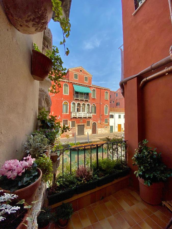 Ca Cammello Private Terrace And Canal View Veneza Exterior foto